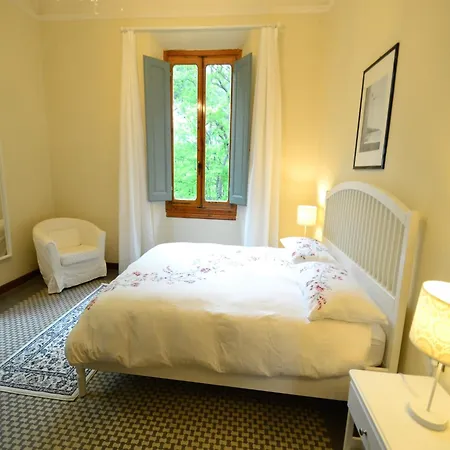 Lovely Holiday Home In Montefiridolfi With Hill View Exterior foto