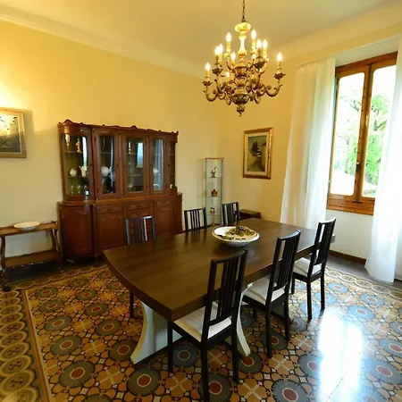Lovely Holiday Home In Montefiridolfi With Hill View Exterior foto