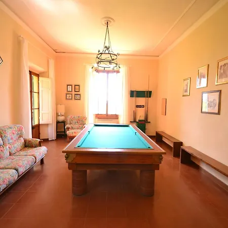 Lovely Holiday Home In Montefiridolfi With Hill View Exterior foto
