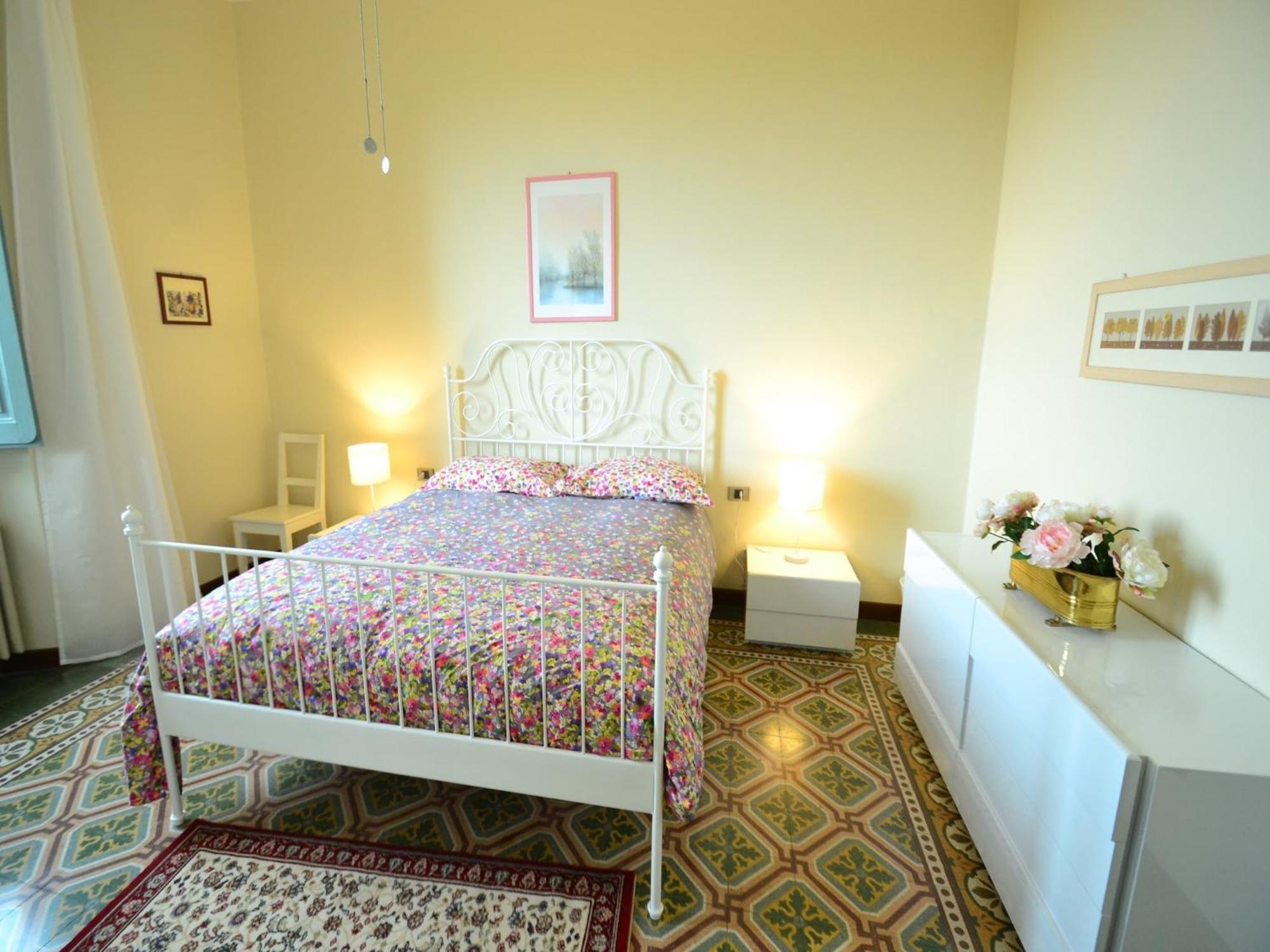 Holiday home Lovely In With Hill View