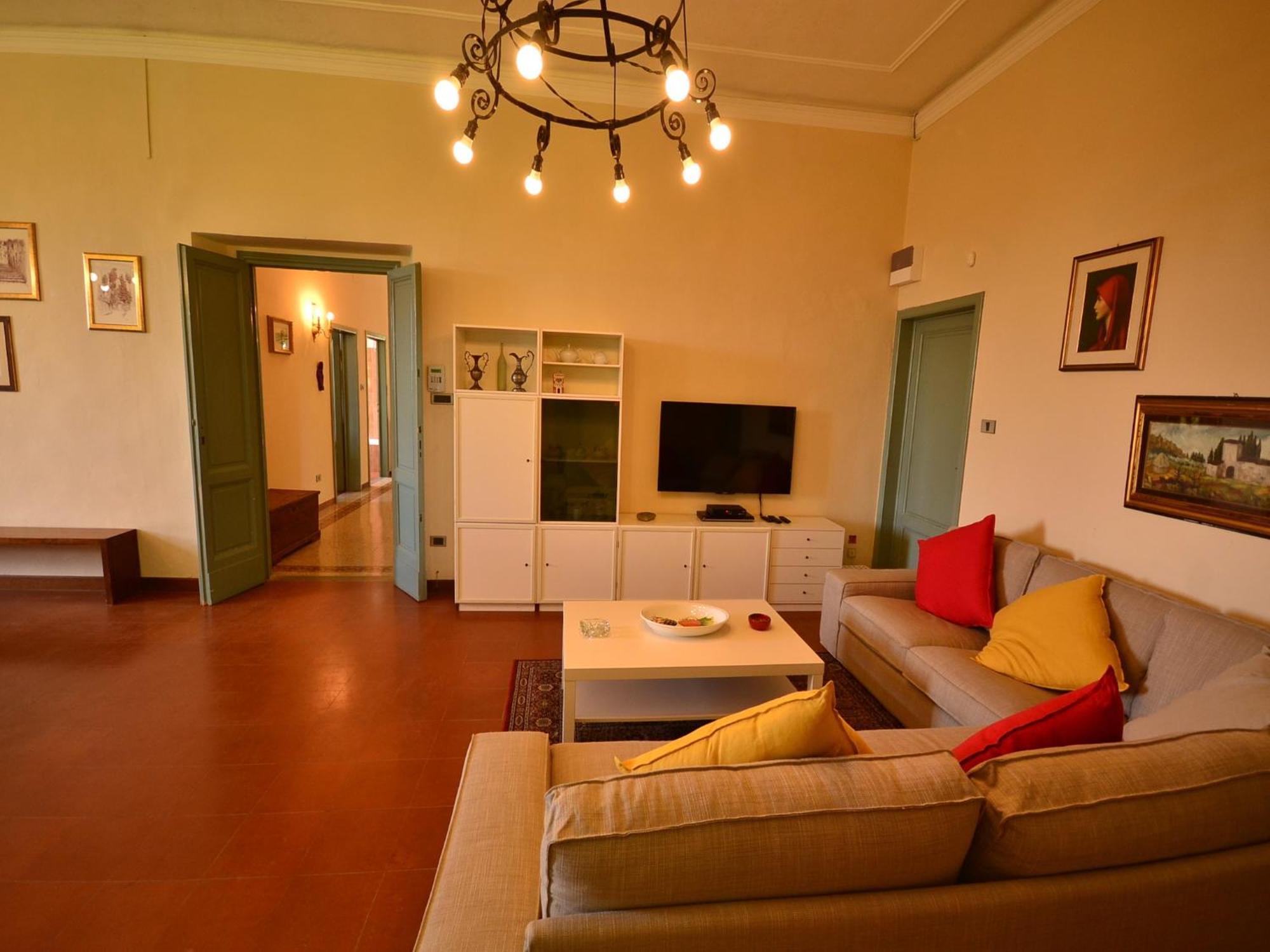 Holiday home Lovely In With Hill View *