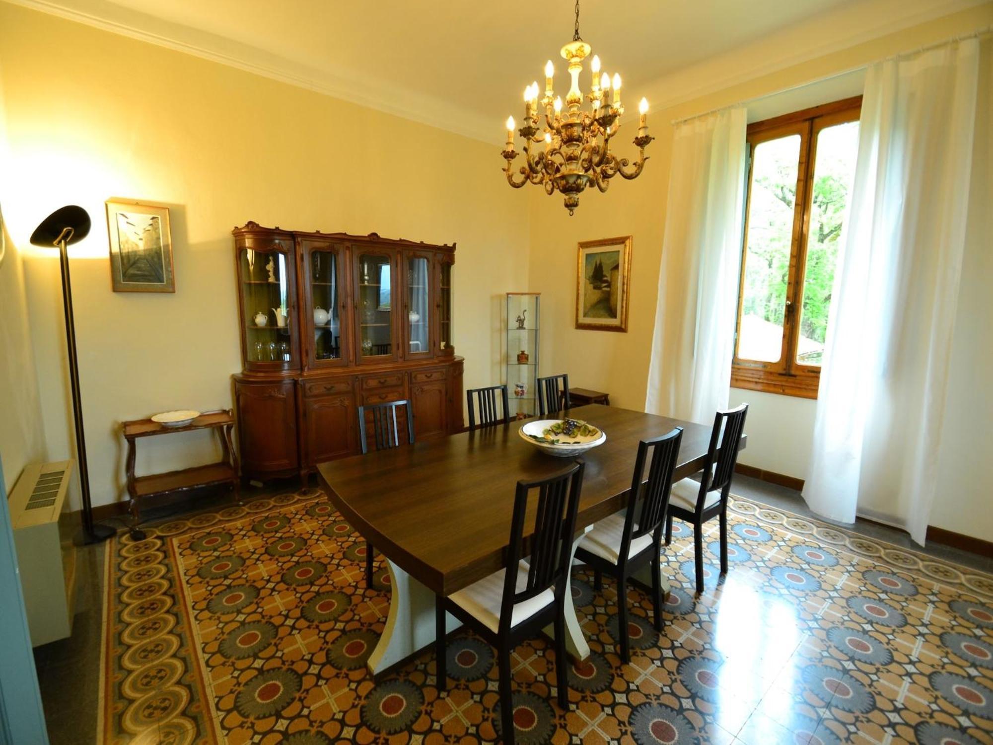 Lovely In With Hill View Holiday home *